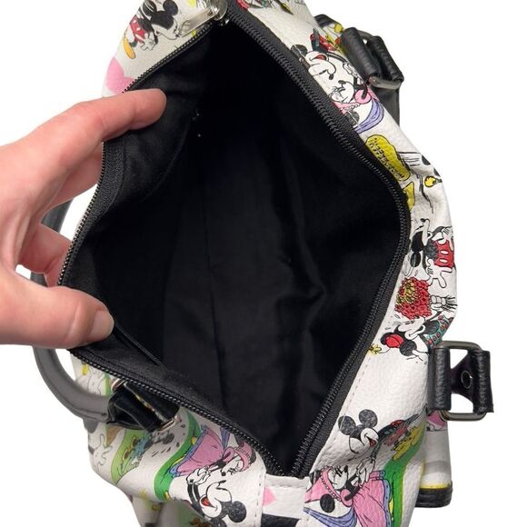 Walt Disney World Mikey Mouse Comic Strip Handbag - Picture 13 of 13